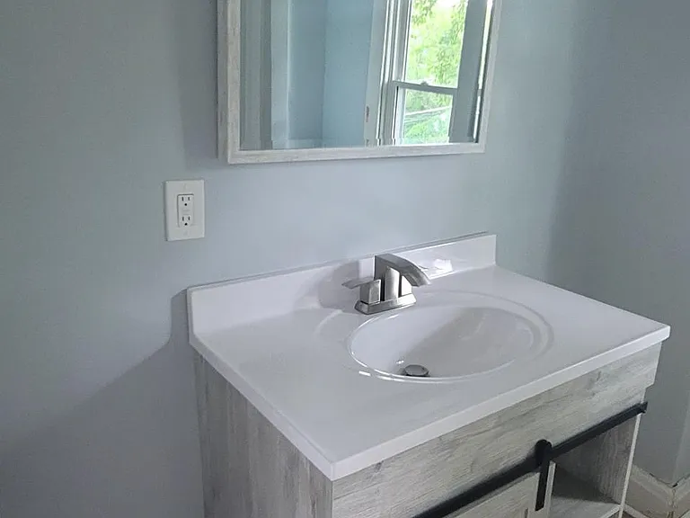 401 S Harris Ave — Photo 20