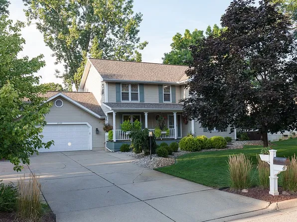 1520 Jeannine Ln, Dewitt, MI 48820