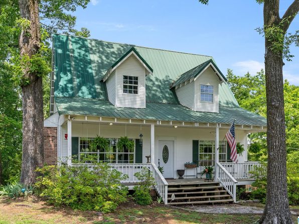 126 Hickory Hills Dr, Alabaster, AL 35007