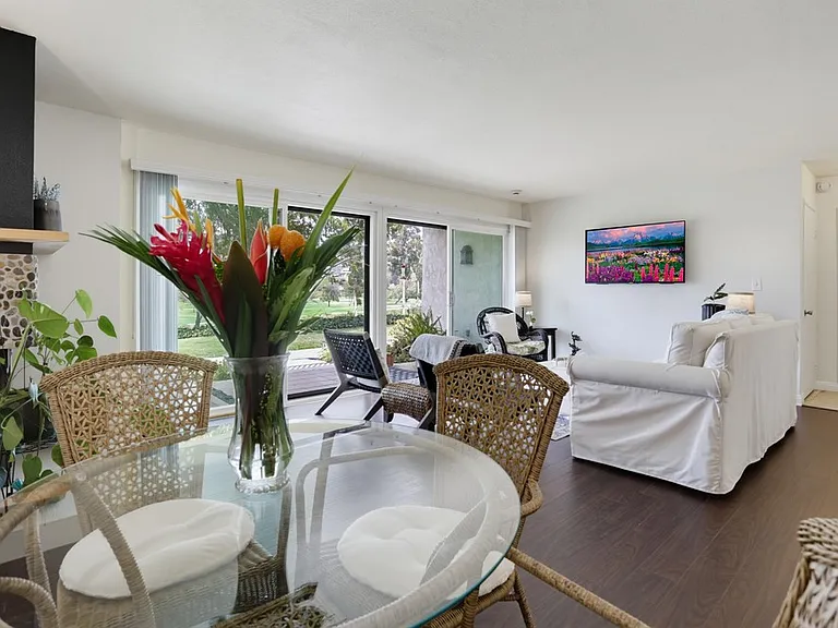 2508 Navarra Dr #403 — Photo 10