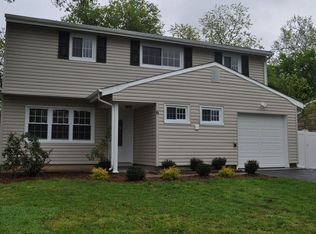 6 Jersey Ave, Old Bridge, NJ 08857