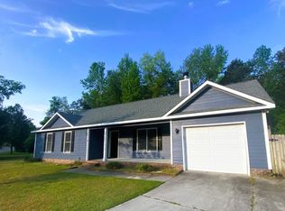 4118 Trelawney Dr, Hope Mills, NC 28348