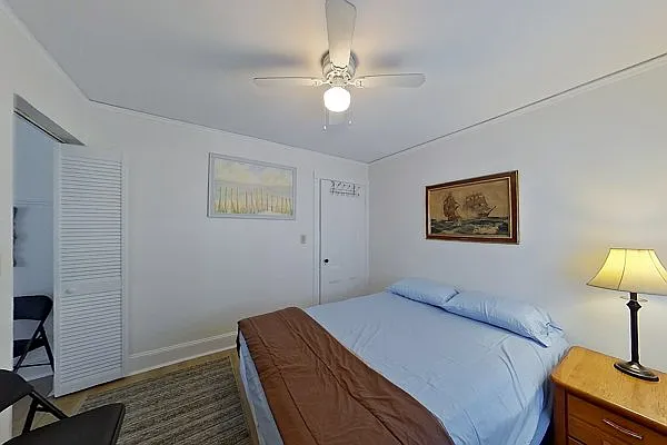 616 Thames St #3 — Photo 10