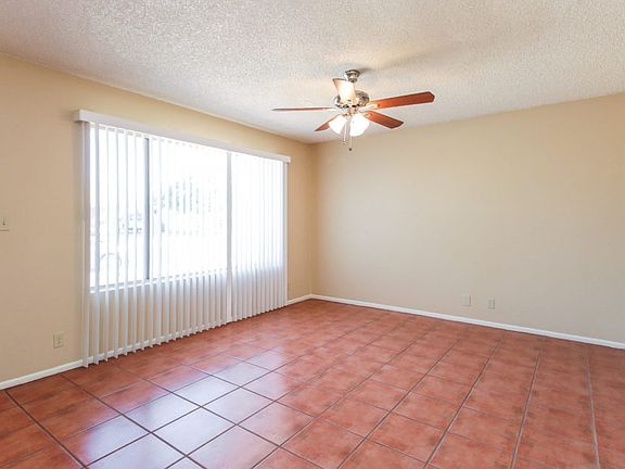 4th image of 903 E Glade Ave