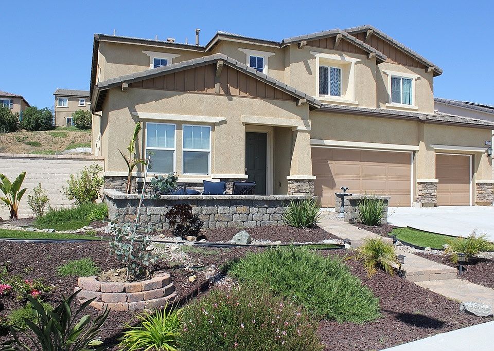 1st image of 1099 Bellingham Dr #0