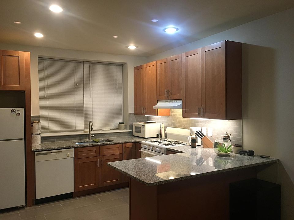 Kitchen - newly remodeled and painted