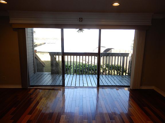 3rd image of 3900 Aspen Dr APT A101