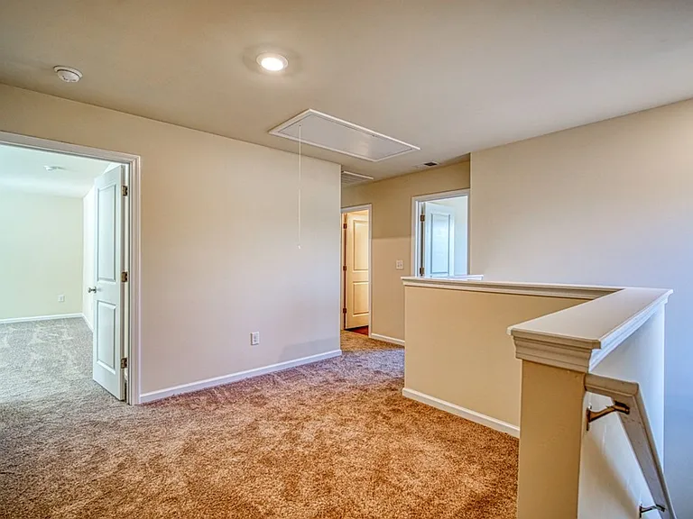 572 Millsgate Cir — Photo 21