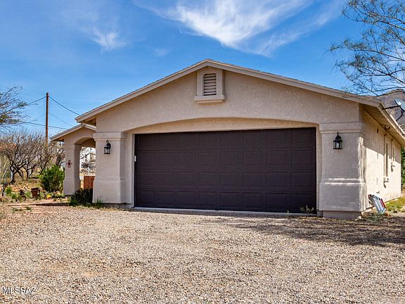 3rd image of 1611 Bufeo Ct