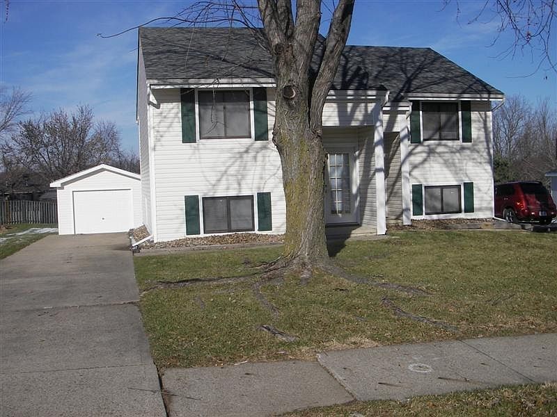 1st image of 1003 Lyndale Dr