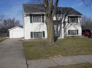 1003 Lyndale Dr, Polk City, IA 50226