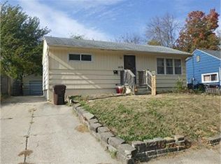 1433 Summit Ave, Ames, IA 50010