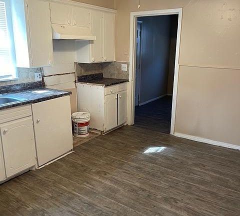 4th image of 5614 Avenue G