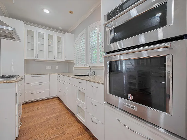 5302 Fayette St — Photo 6