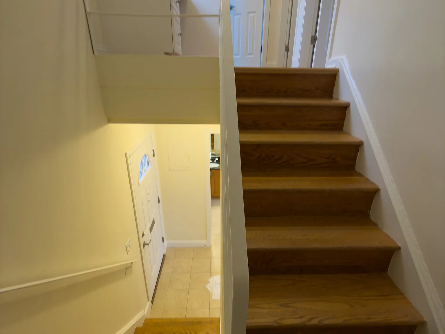 2 bed, 1.5 bath, 984 sqft, $3,765 — Photo 2