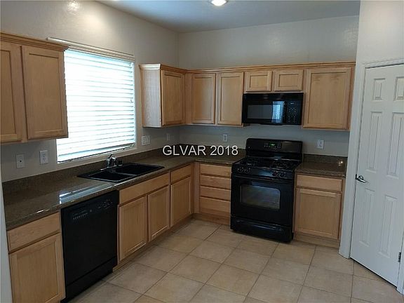 4th image of 8077 Celina Hills St