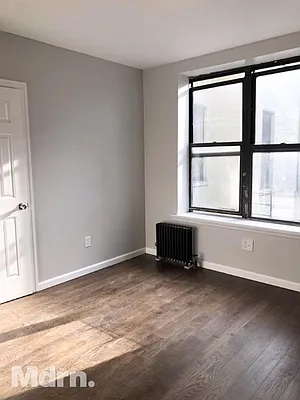 Rented by Mdrn Residential | media 5