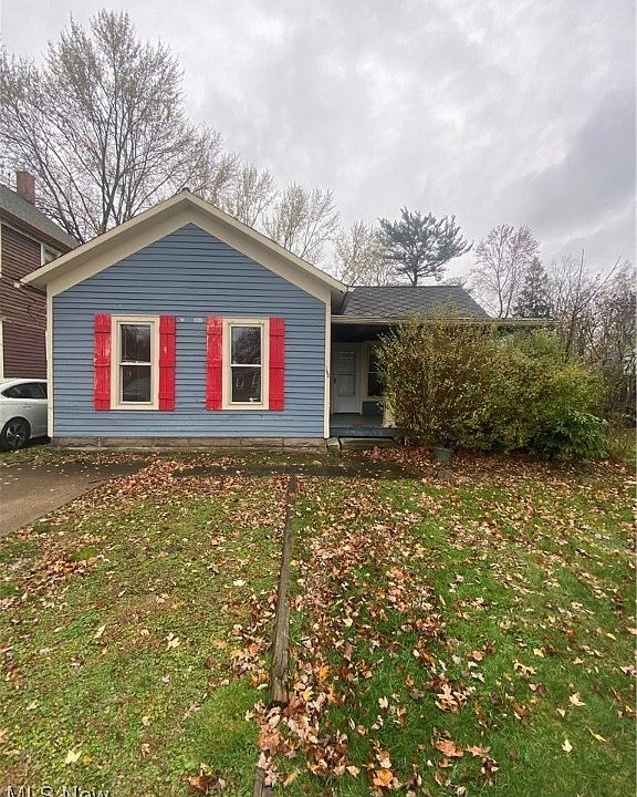 1st image of 182 Elyria Ave