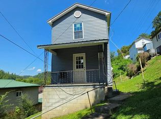6089 6089 Key Rte #7, Garrett, KY 41630