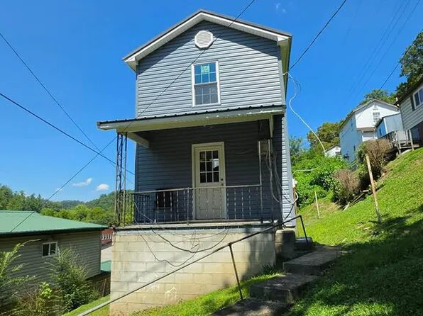 6089 6089 Key Rte #7, Garrett, KY 41630