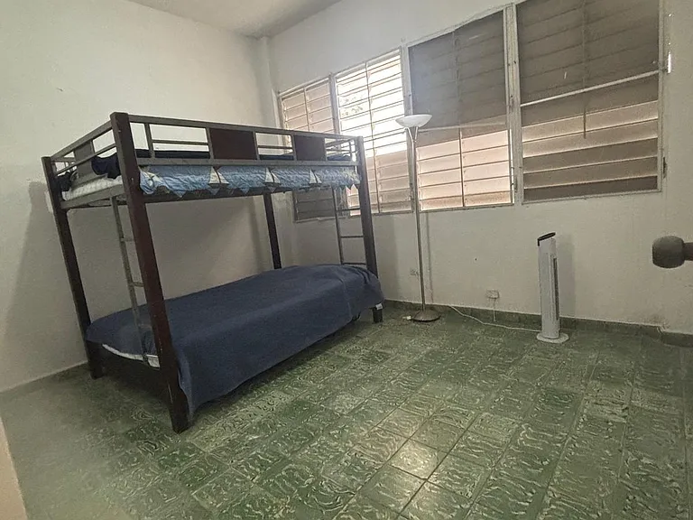 26 Corchado #2-B — Photo 6
