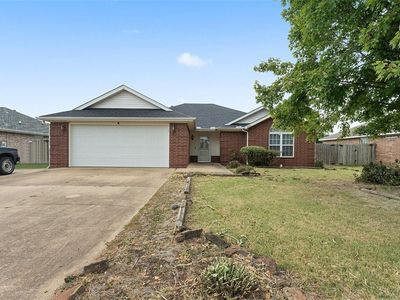 2402 SW 17th St, Bentonville, AR, 72712