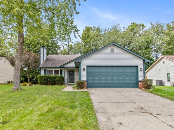 11450 Cherry Blossom West Dr, Fishers, IN 46038