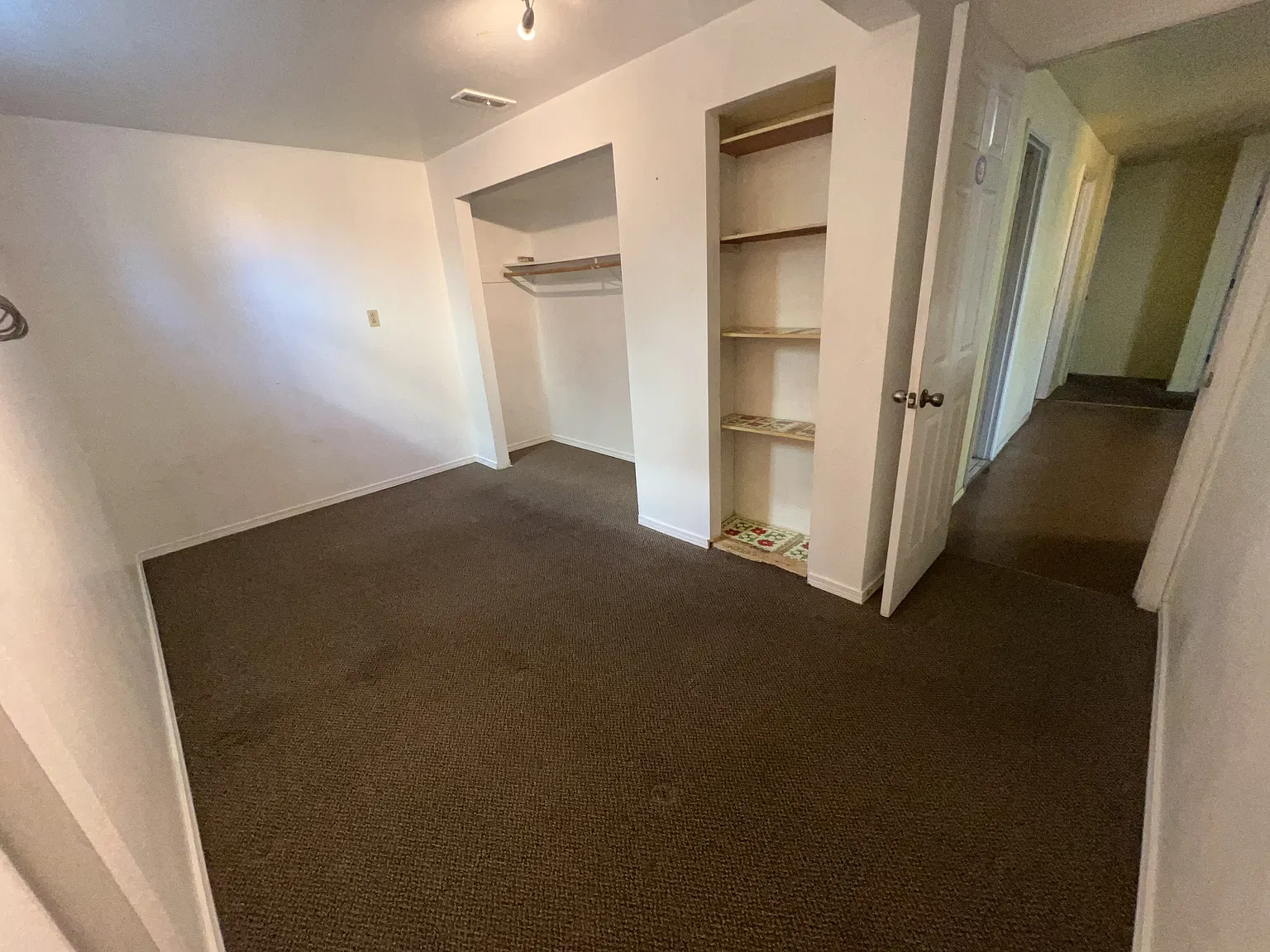 7 bed, $650 — Photo 3