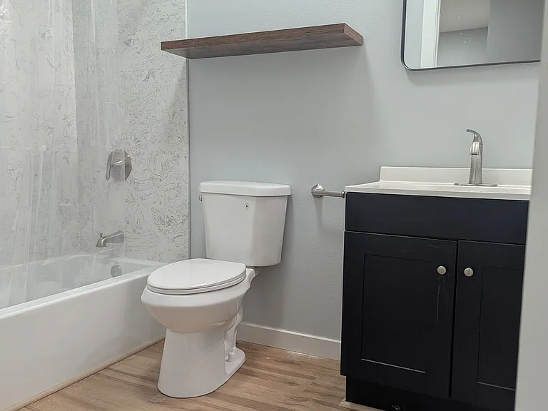 6236 Stanley Ave S #102 — Photo 9