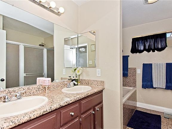 5th image of 1258 E Tam O Shanter St