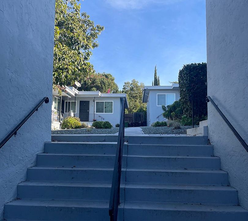 1st image of 9240-9244 Macarthur Blvd #2