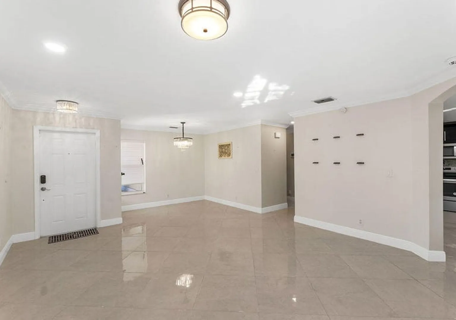 6384 Adriatic Way, West Palm Beach, FL 33413 — Photo 4