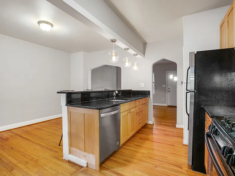 1125 Roland Heights Ave — Photo 6