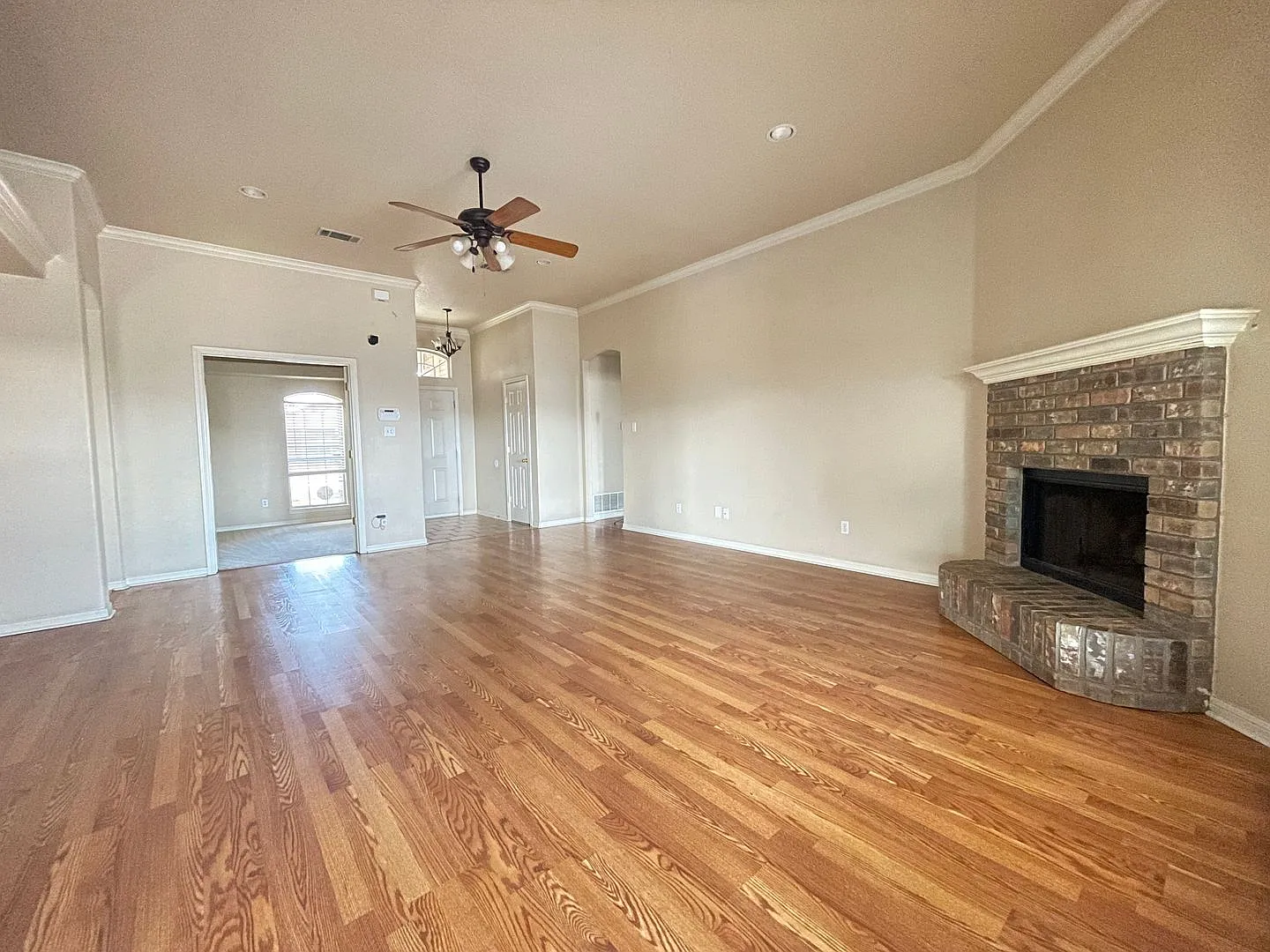 4-Bedroom House for Rent in Killeen — Photo 3