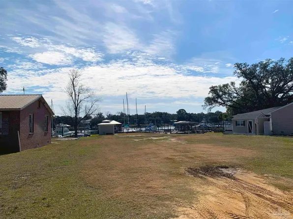 302 Edgewater Dr, Perdido Key, FL 32507