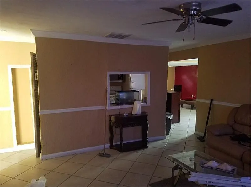 4 bed, 1266 sqft, $3,100 — Photo 3