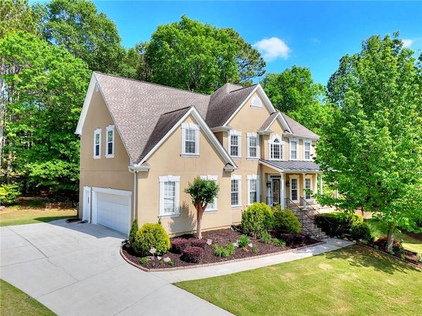 1615 Mount McKinley Dr, Grayson, GA 30017