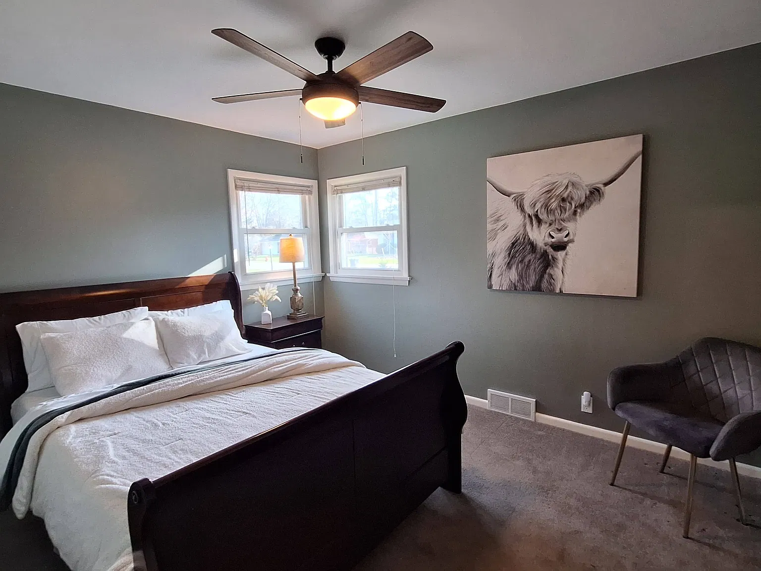 4 bed, 2300 sqft, $6,000 — Photo 4