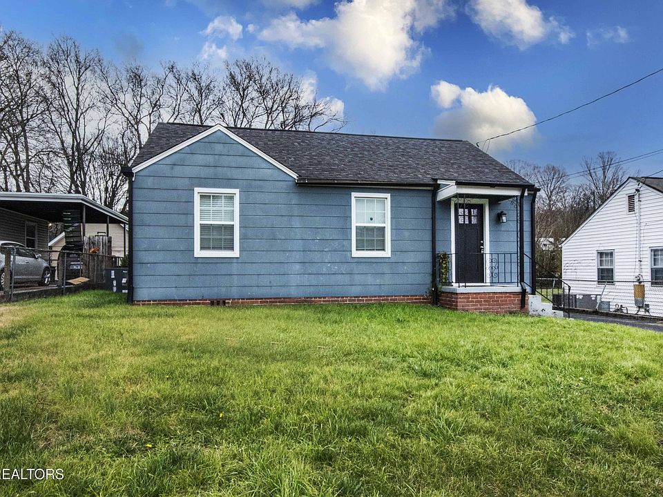 1st image of 3538 Feathers St