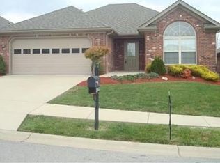 3040 Barrington Ct, New Albany, IN 47150
