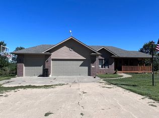 9923 12th St, Murray, NE 68409