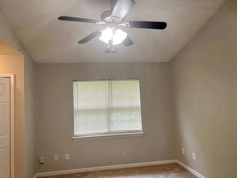 1781 Forest Side Ln — Photo 8