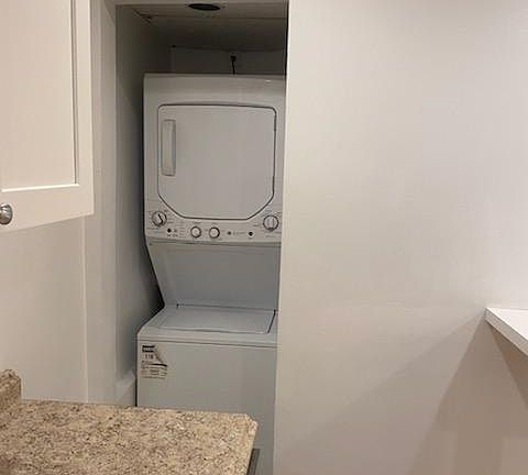 4th image of 47 Seaview Ave Floor 2