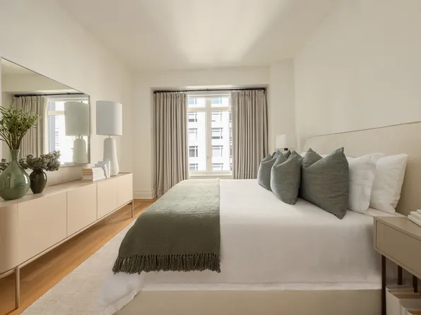 15 Central Park West image 16 of 18