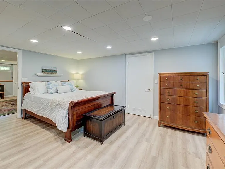 15 Whipple Ave — Photo 27