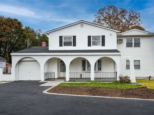 1851 Joshuas Path, Central Islip, NY 11722