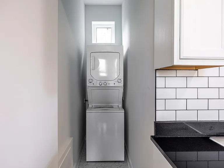 1000 N Mozart St #3 — Photo 4