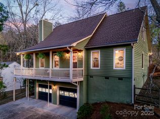 6008 Lanai Ln, Tega Cay, SC 29708