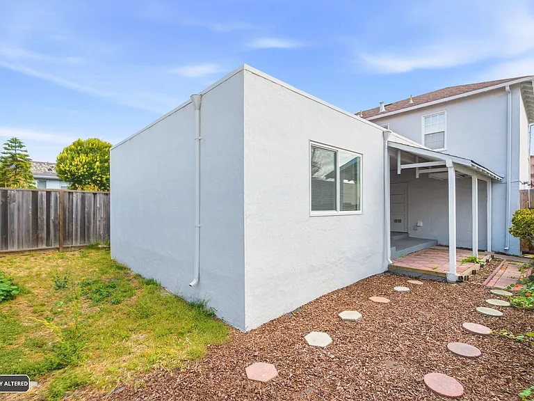 934 Pierce St — Photo 19