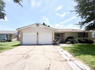 527 Slumberwood Dr, Houston, TX 77013